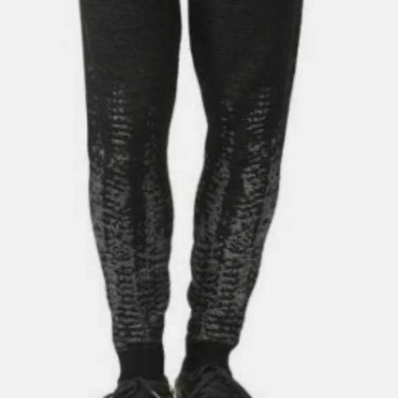 $198 NWT Adidas MENS ‘ZNE Pulse Knit’ Pants Jogger Bottoms - Size M - Picture 4 of 15